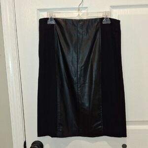 Alfani. Elegant Black Faux Leather Panel Skirt.  Size 8